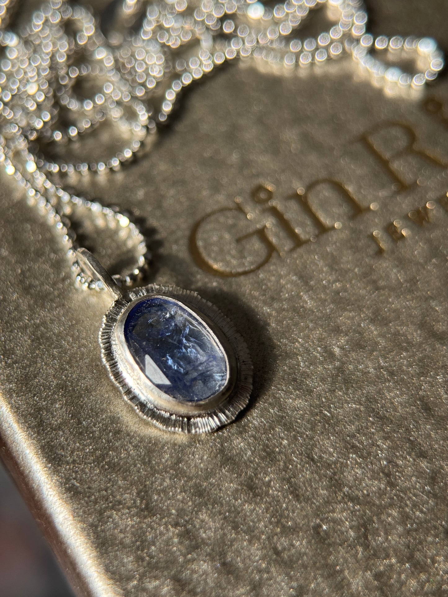 Rose cut Tanzanite pendant