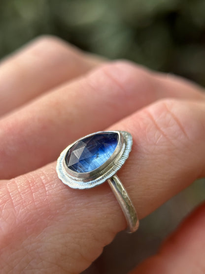 Rose cut blue Kyanite ring