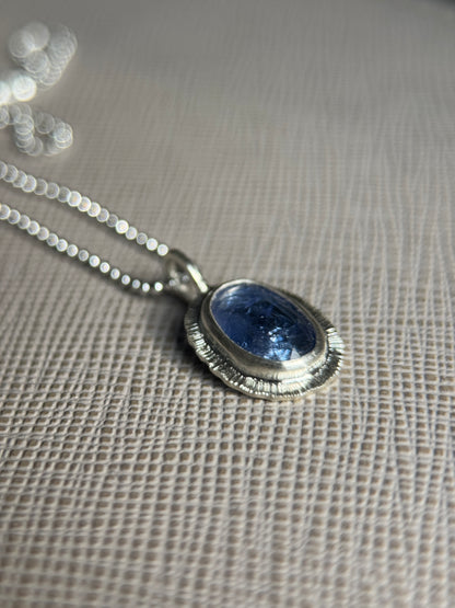 Rose cut Tanzanite pendant