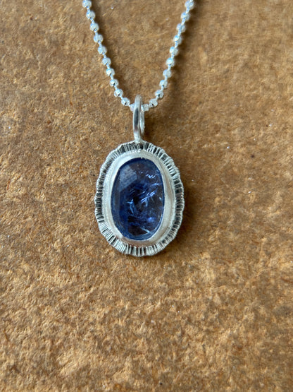 Rose cut Tanzanite pendant