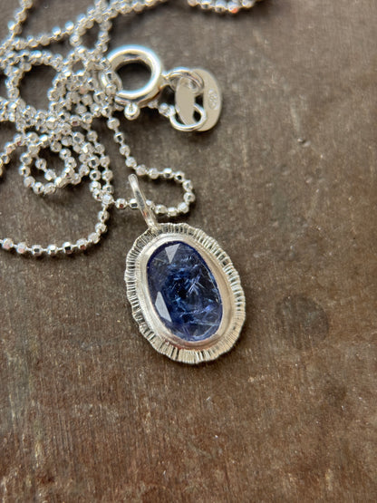Rose cut Tanzanite pendant
