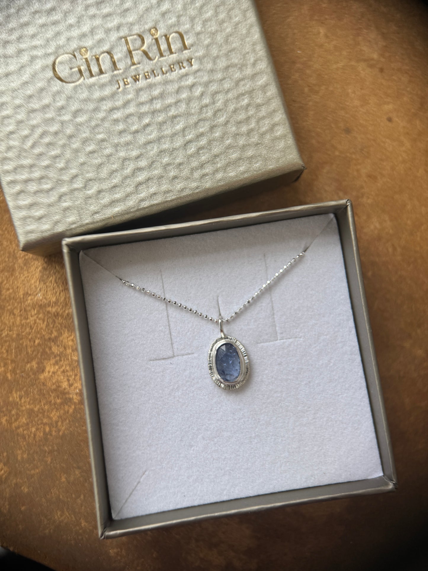 Rose cut Tanzanite pendant