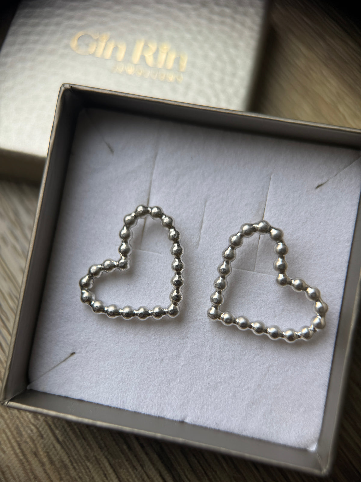 Unruly heart earrings