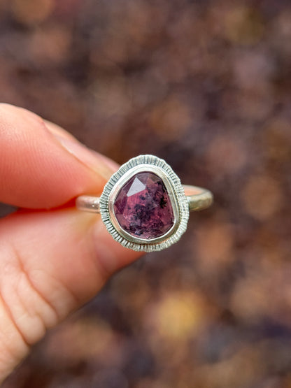 Rose cut Winza Sapphire ring