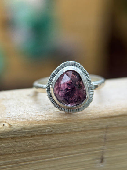 Rose cut Winza Sapphire ring