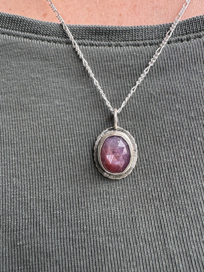 Rose cut silky Sapphire pendant
