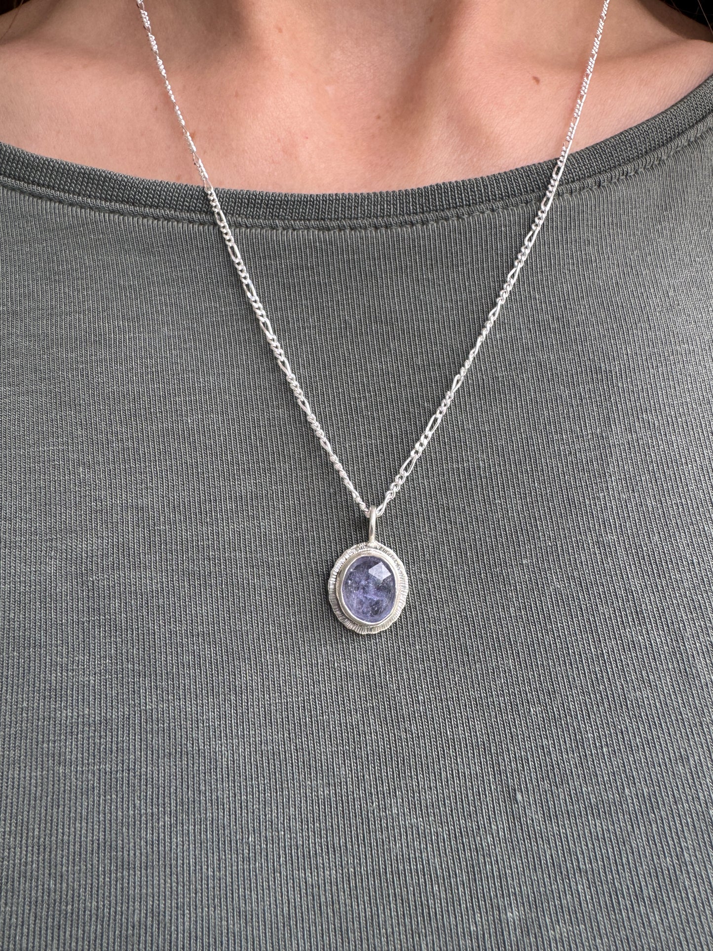 Rose cut Tanzanite pendant