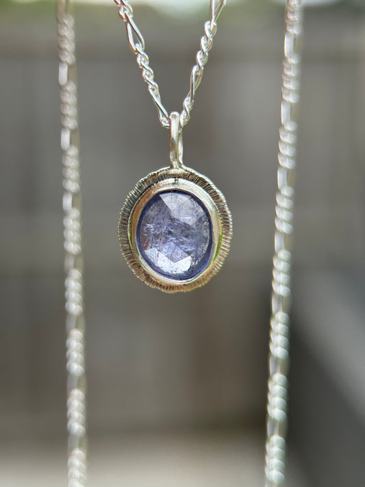 Rose cut Tanzanite pendant
