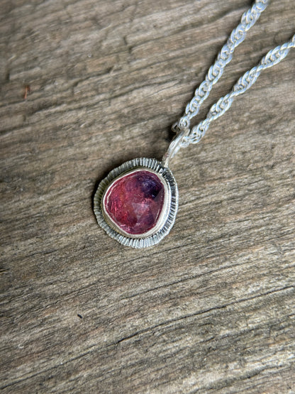 Rose cut Winza Sapphire pendant