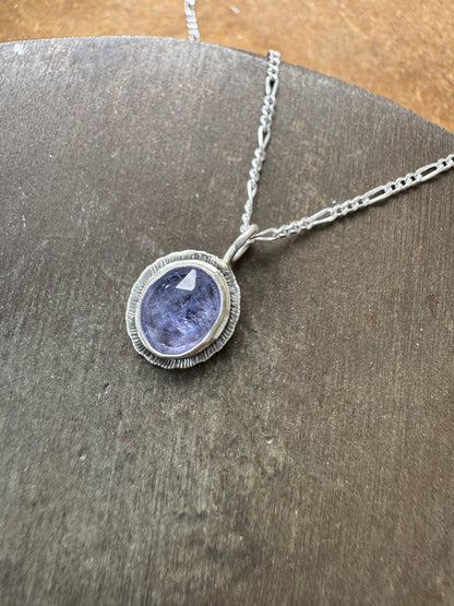 Rose cut Tanzanite pendant