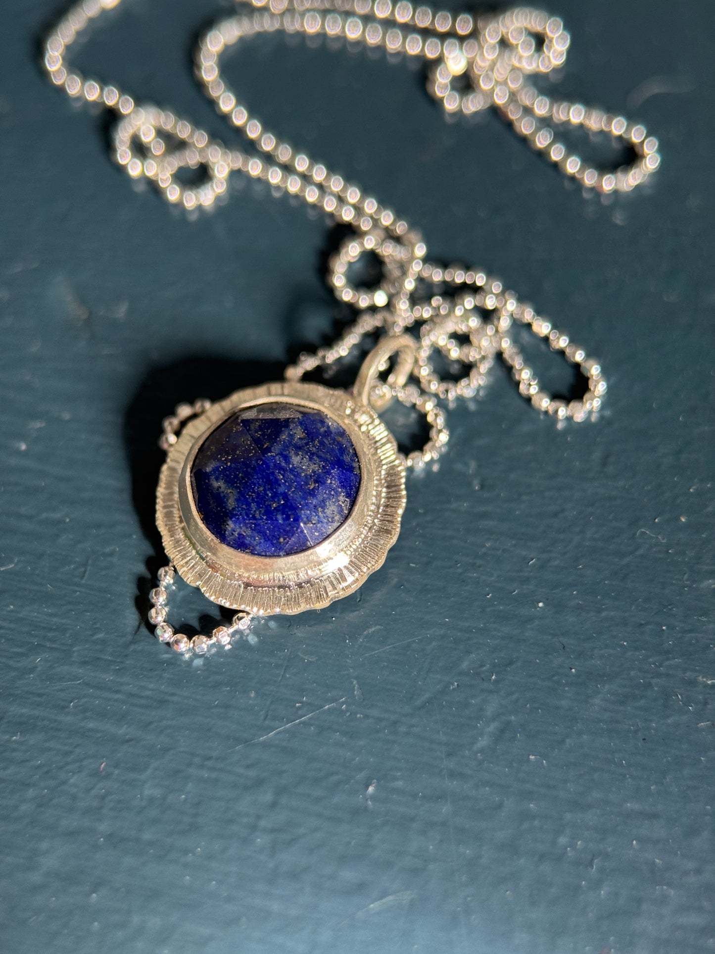 Rose cut round Lapis Lazuli pendant