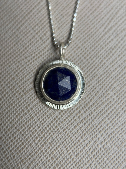 Rose cut round Lapis Lazuli pendant