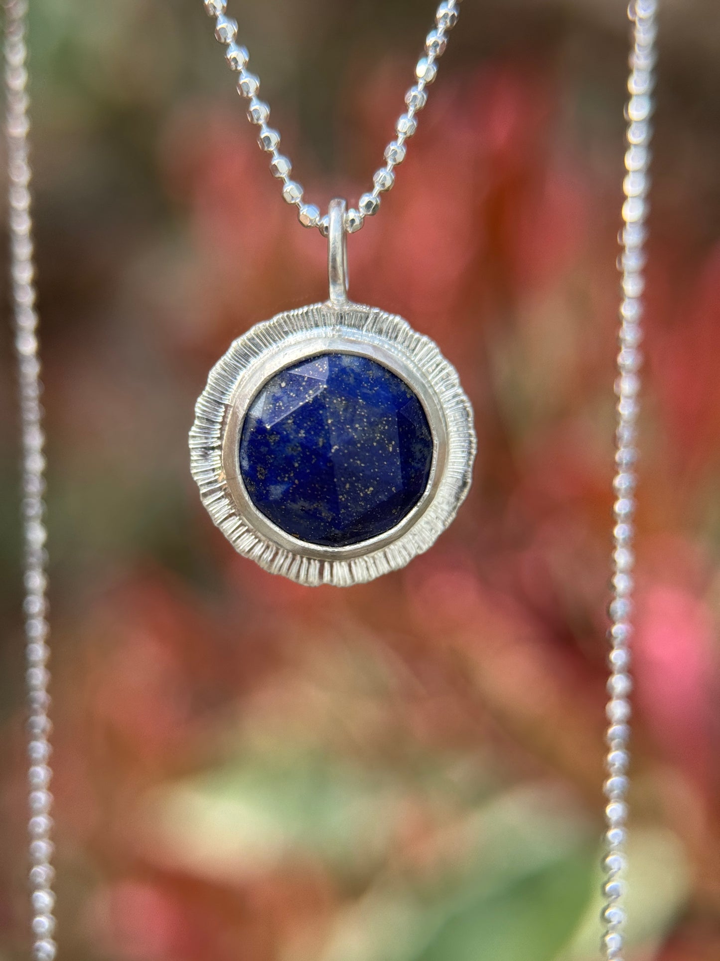 Rose cut round Lapis Lazuli pendant