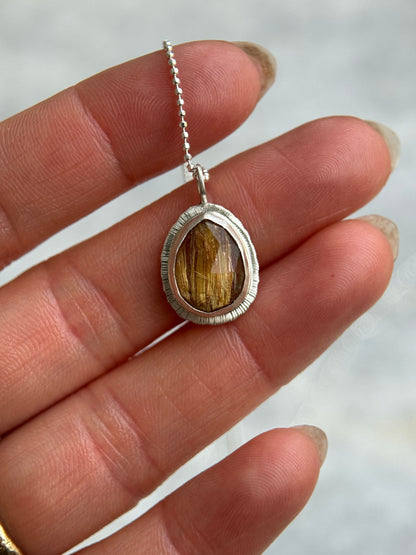 Rose cut Rutilated Quartz pendant, natural Golden Rutile Quartz necklace, Venus Hair gemstone, sterling silver, unique jewellery gift